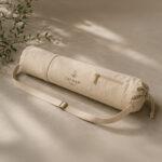 Bolso porta mat de yoga color beige